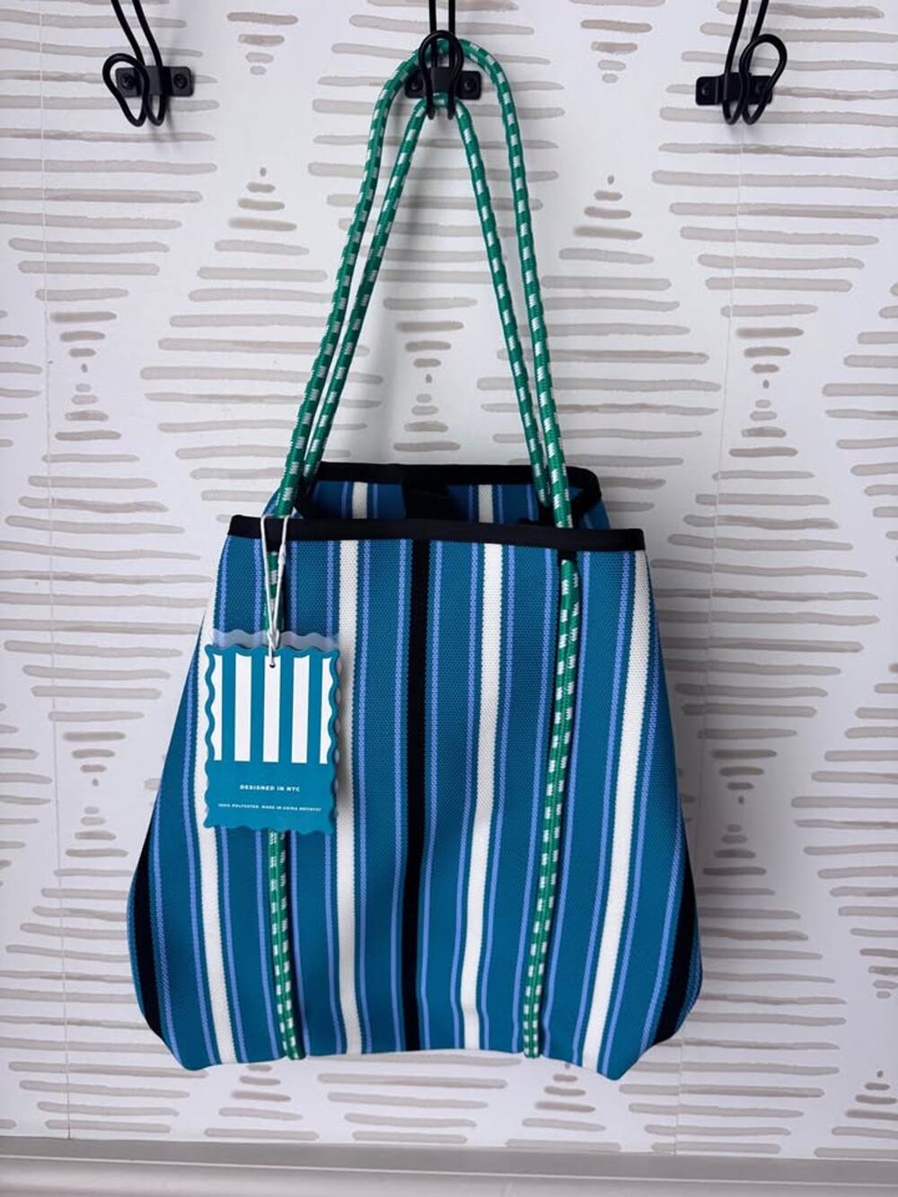 NWT Vivere Reusable Expandable Tote Bag with Pockets